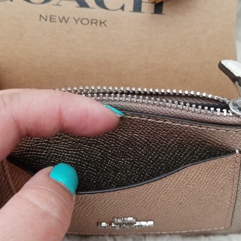 Coach Gold Colorblock Card Case - Picture 5 of 8